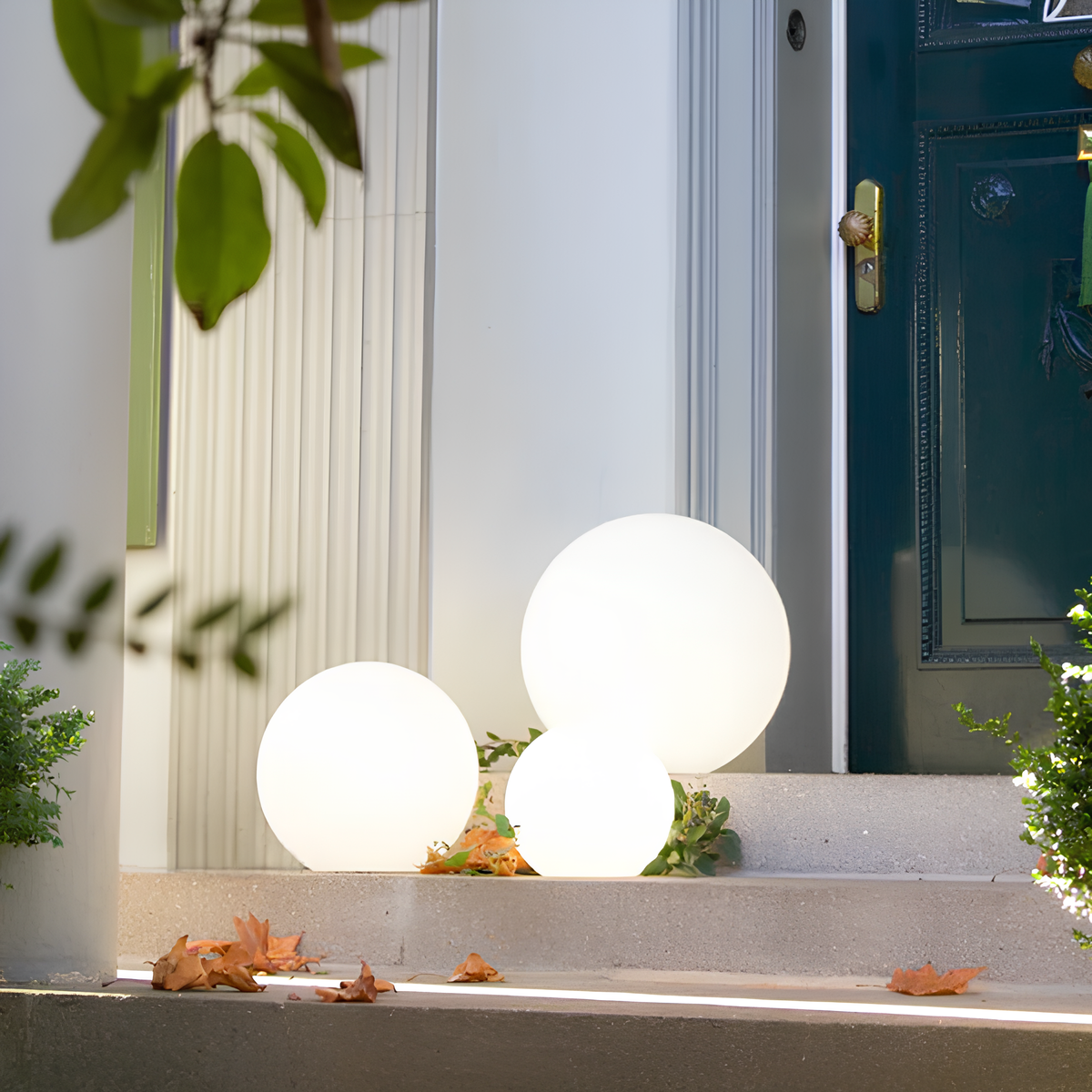 NovaSmart - LED Light Multiple Color Options with Adjustable Brightness | Wireless and Rechargeable for Indoor and Outdoor Use | Portable Mood and Ambient Lighting for Garden, Terrace, Living Room, or Children's Room