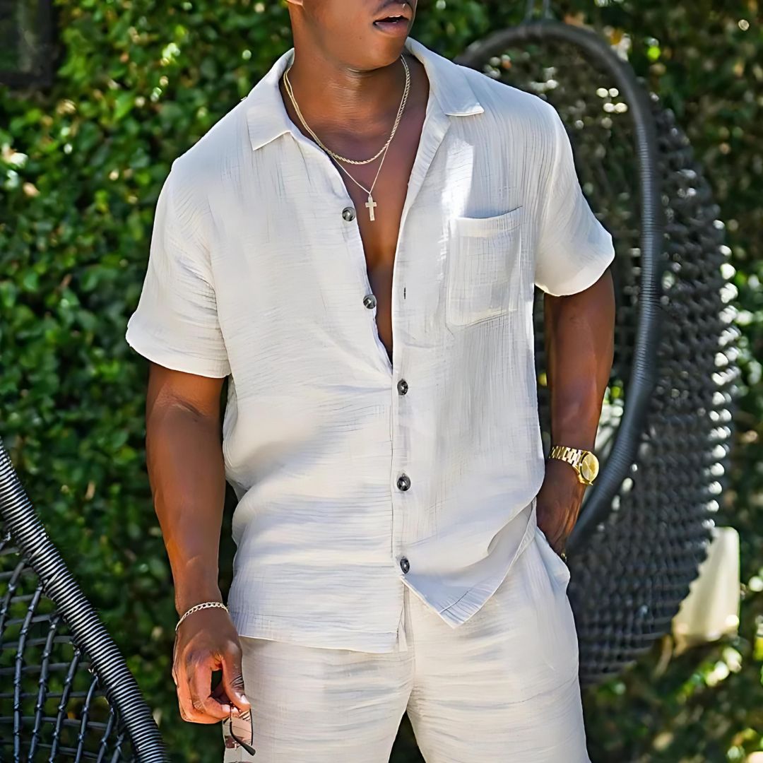 Emil Classic Two-Piece Set with Shirt and Matching Shorts