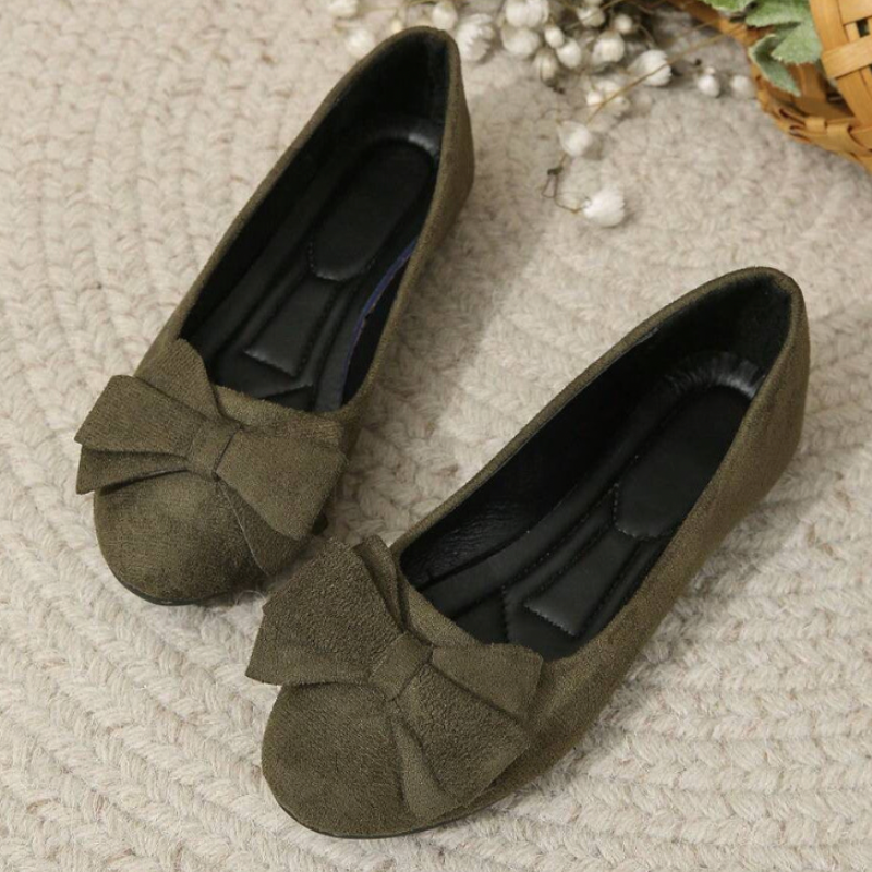 Round Toe Slip-On Ballet Flats