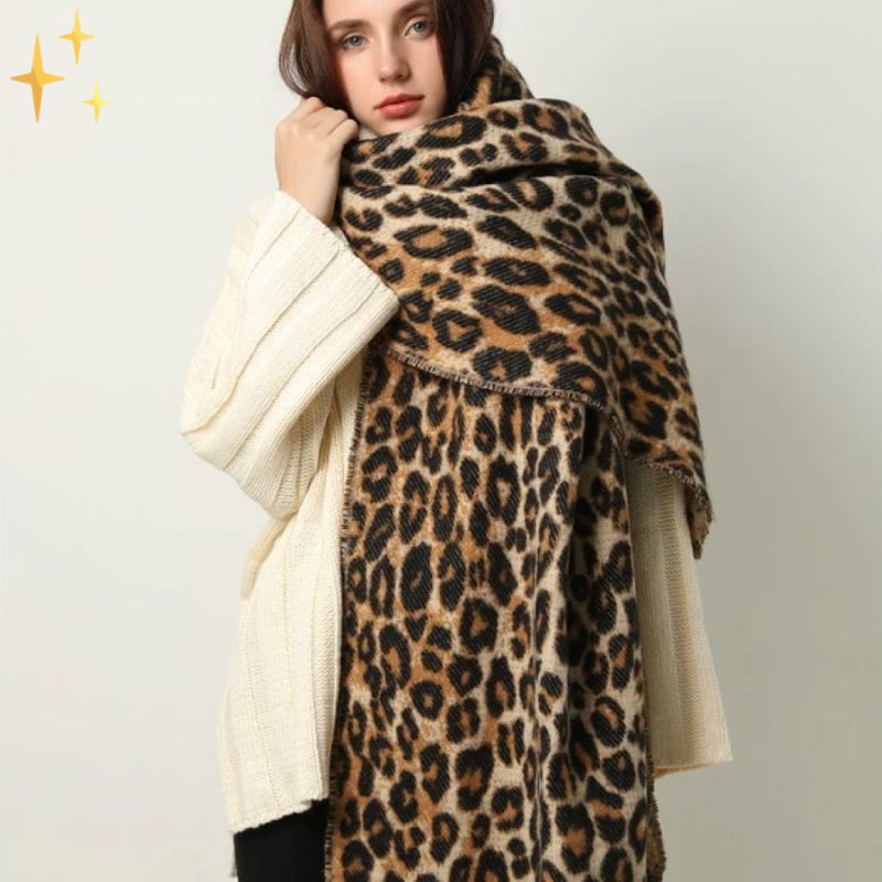 Women’s Leopard Print Knitted Scarf