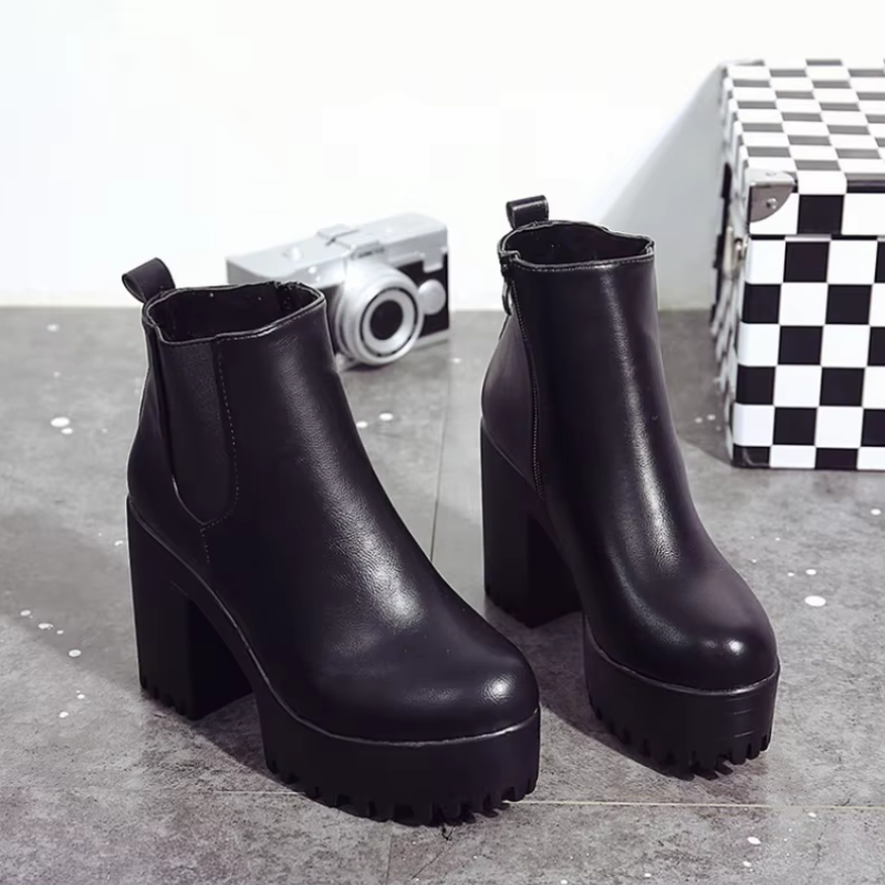 Women’s Ankle Boots with Chunky Heel