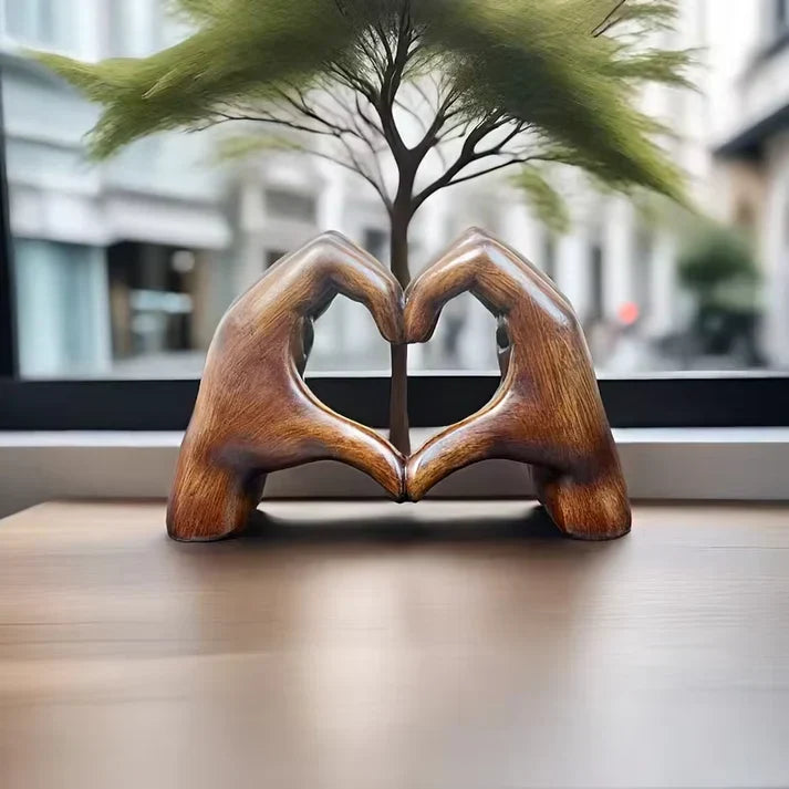 HeartGlow Handcrafted Love Symbol – Decorative Heart Sculpture for Home and Gifting