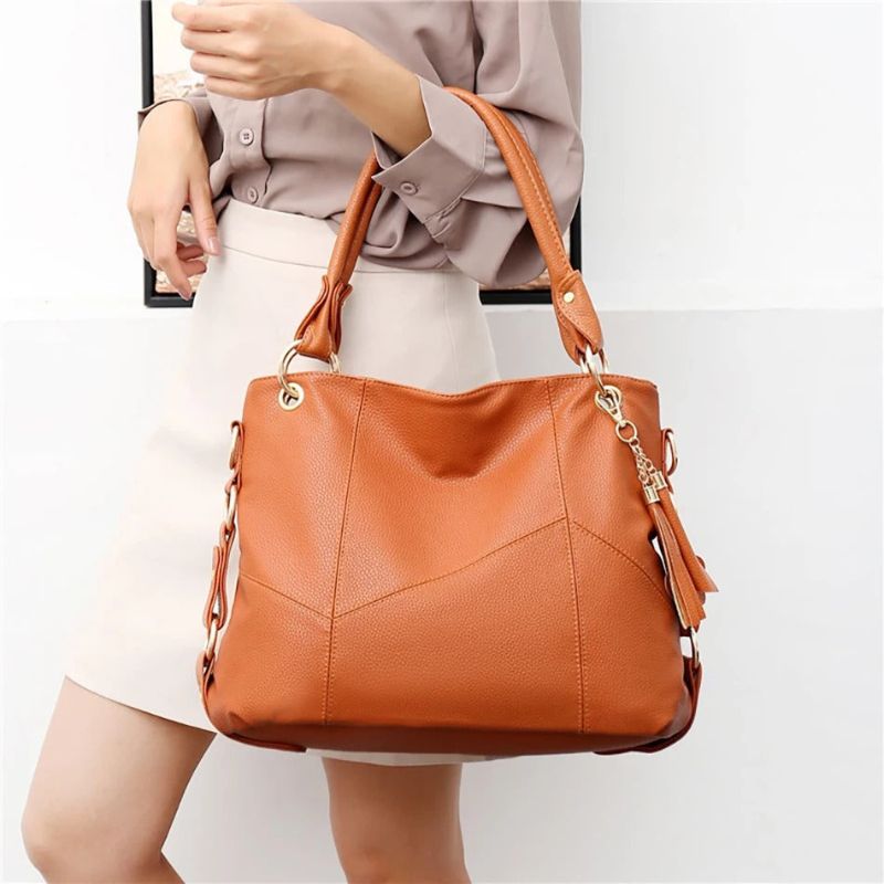 Women’s Shoulder Bag with Adjustable Straps