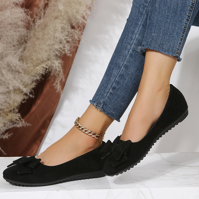 Round Toe Slip-On Ballet Flats