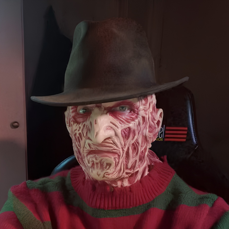 BurnShade - Horror Mask With Sculpted Burn Details