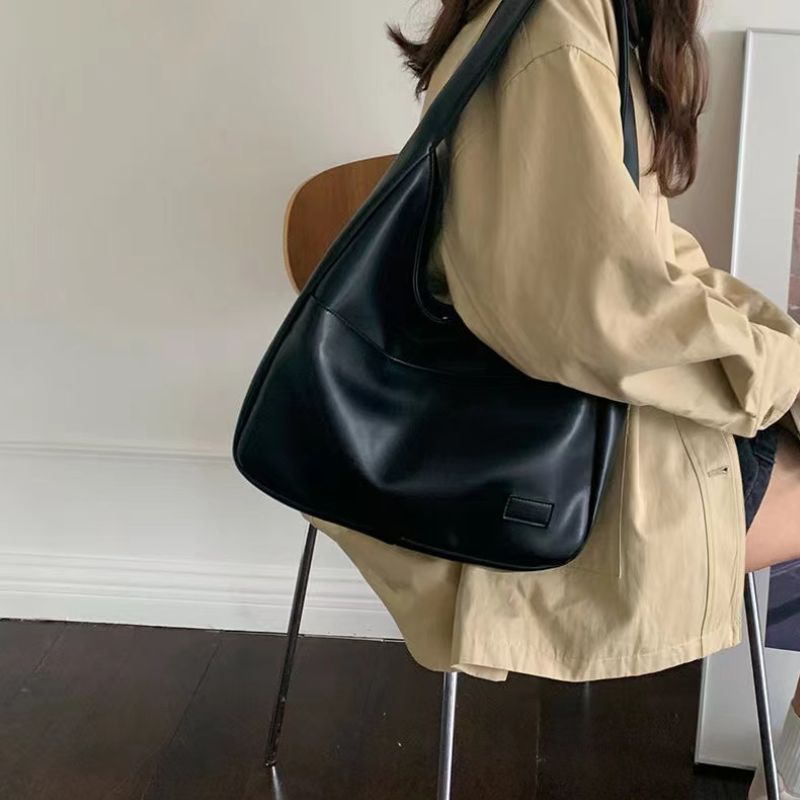 Women’s Portable Shoulder Bag