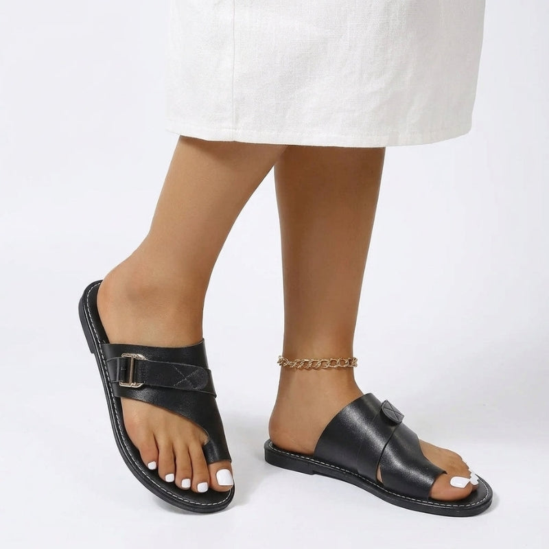 Women's Flat Sandals with Adjustable Buckle and Non Slip Sole