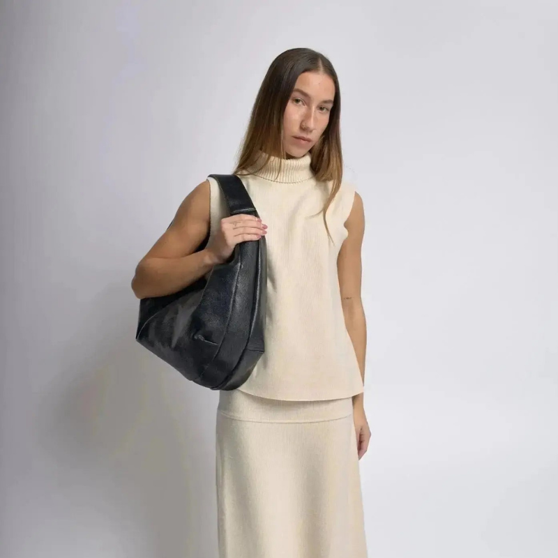 Large Capacity Women’s Shoulder Bag