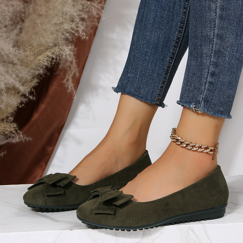 Round Toe Slip-On Ballet Flats