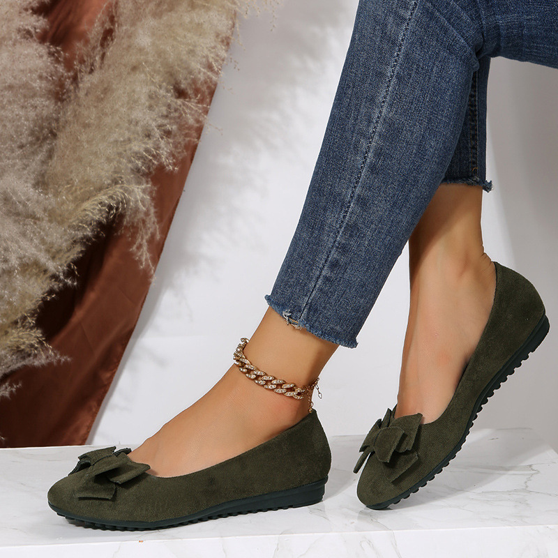 Round Toe Slip-On Ballet Flats