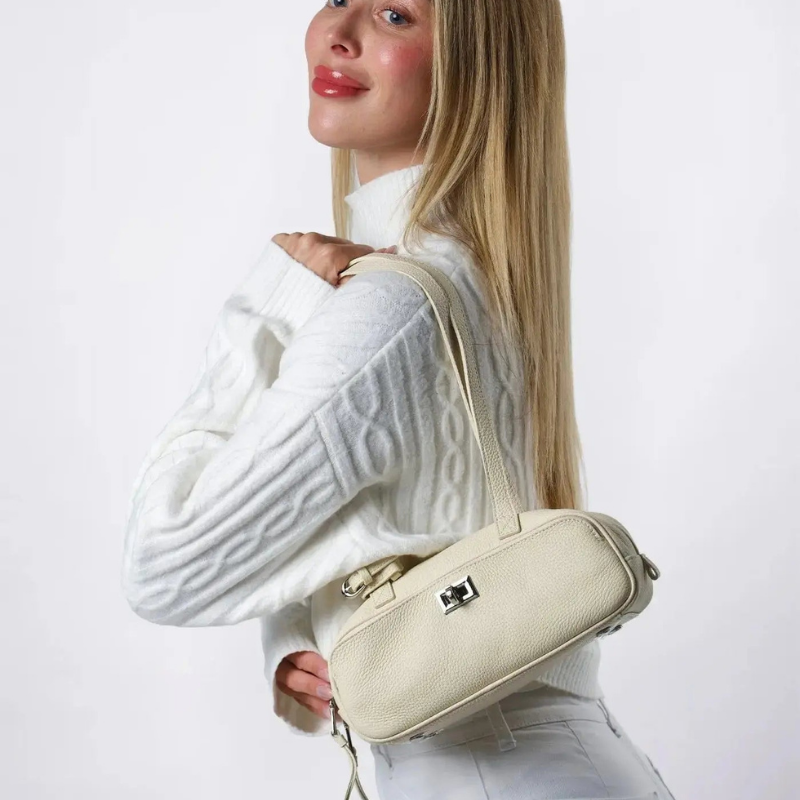 Women’s Shoulder Bag with Secure Zipper