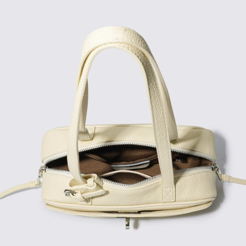 Women’s Shoulder Bag with Secure Zipper