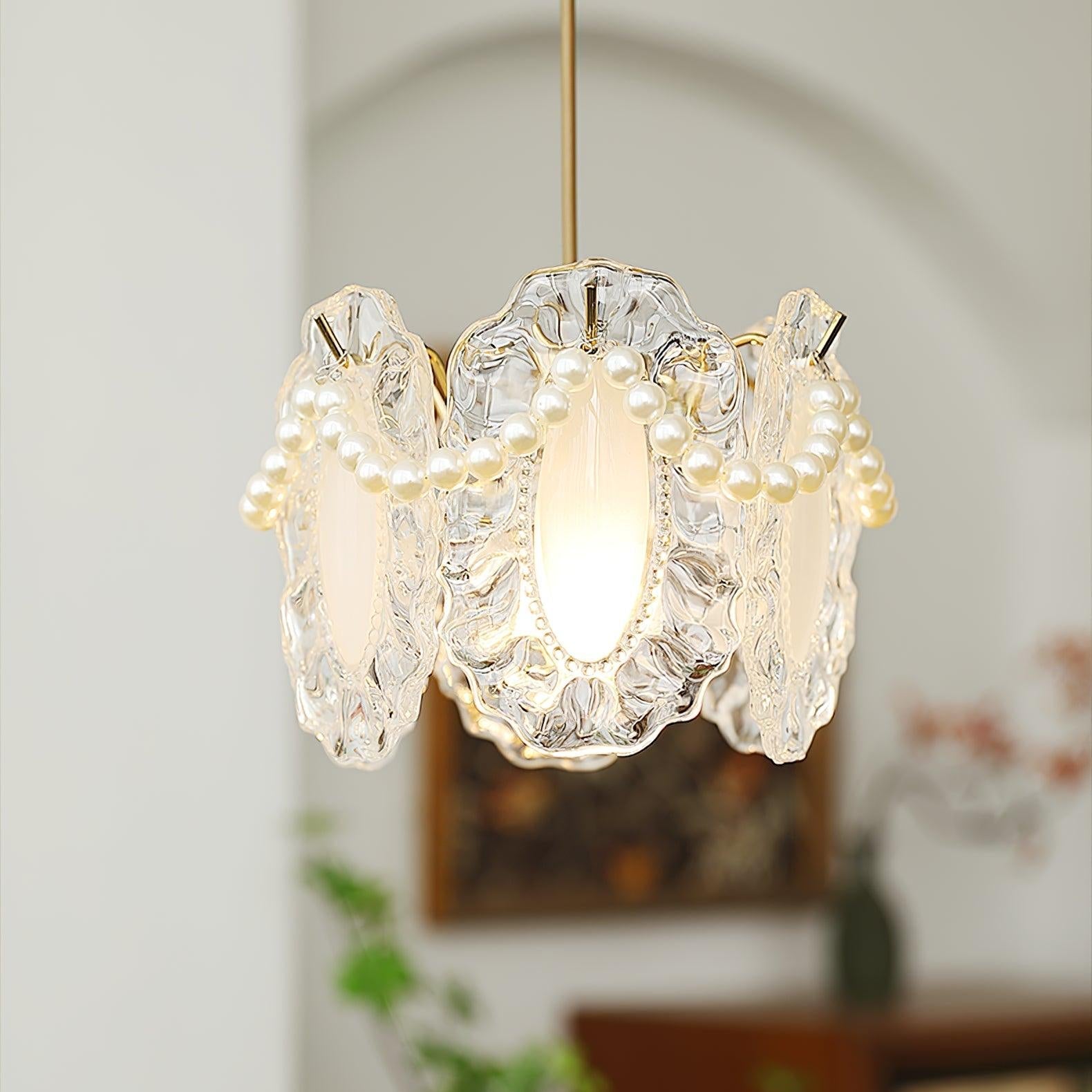AuroraVintage - Vintage Pendant Light Floral Details with Timeless Charm | Warm Ambient Glow for Refined Atmosphere | Adjustable Suspension for Flexible Placement in Modern or Traditional Interiors
