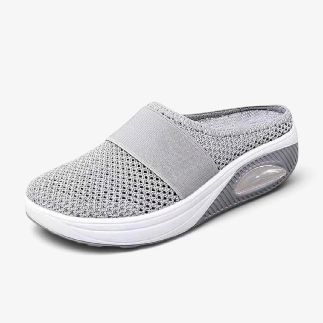 Aerovelle – Kerek orrú slip-on cipő légáteresztő hálós felsőrésszel