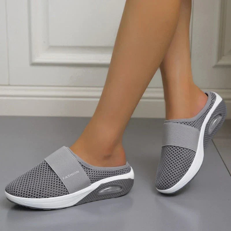 Aerovelle – Kerek orrú slip-on cipő légáteresztő hálós felsőrésszel