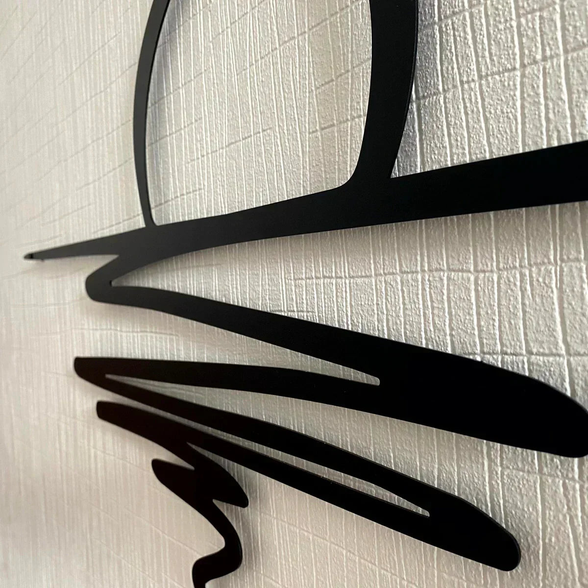 SereneSwirl - Modern Minimalist Wall Art for Stylish Spaces