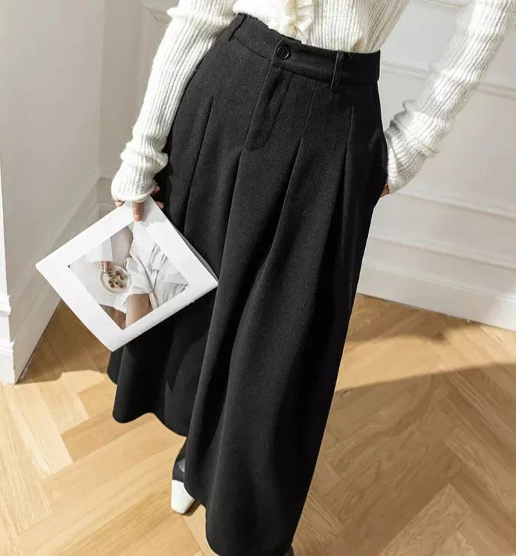 Solid-colored Hazie pleated skirt with high waist