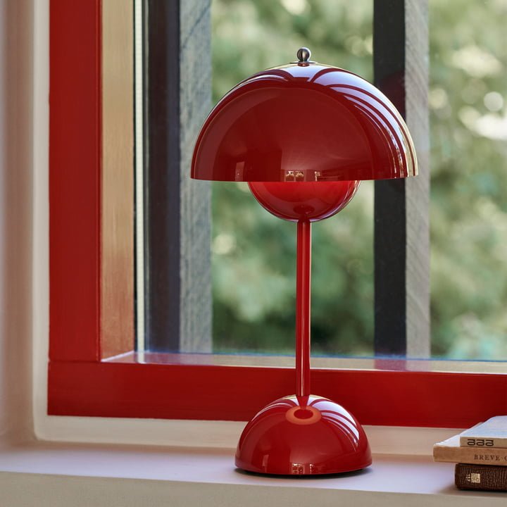 Lunarglo | LED Lamp Modern Sleek Design with Soft Ambient Glow | Energy-Efficient LED Lighting for Cozy, Inviting Atmosphere | Versatile Placement for Nightstand, Living Room or Office