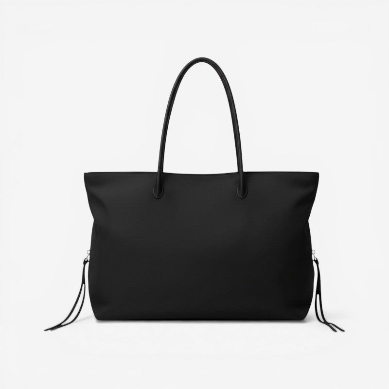 Women’s Adjustable Shoulder Bag with Multiple Compartments