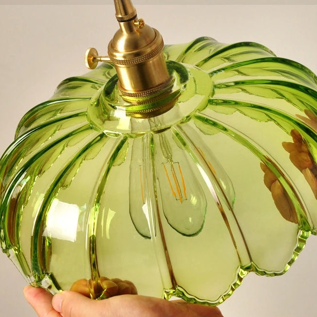 BlossomGlow – Elegant Scalloped Flower-Style Glass Shade with Vintage Charm | Soft Diffused Glow with Brass-Toned Fitting | Timeless Statement for Bedroom, Hallway or Dining