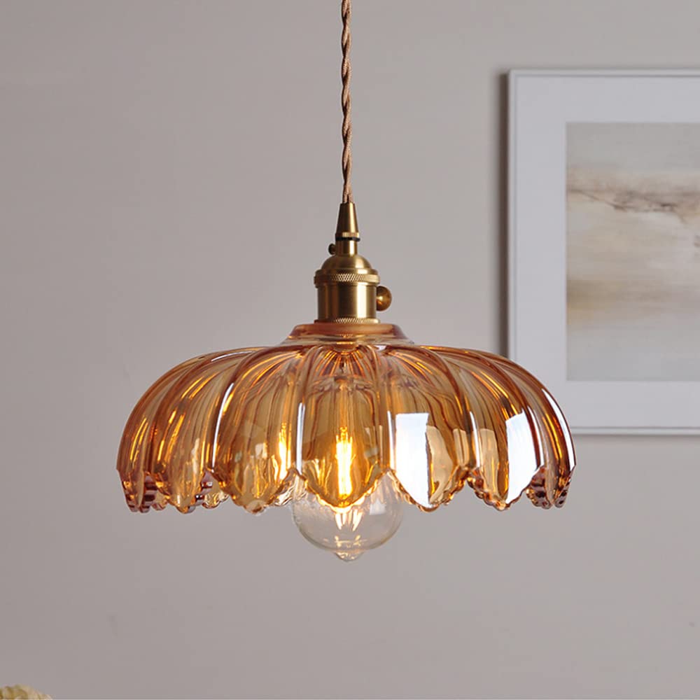 BlossomGlow – Elegant Scalloped Flower-Style Glass Shade with Vintage Charm | Soft Diffused Glow with Brass-Toned Fitting | Timeless Statement for Bedroom, Hallway or Dining