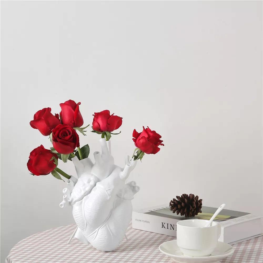 ArteVita - Creative Anatomical Heart Vase Decor