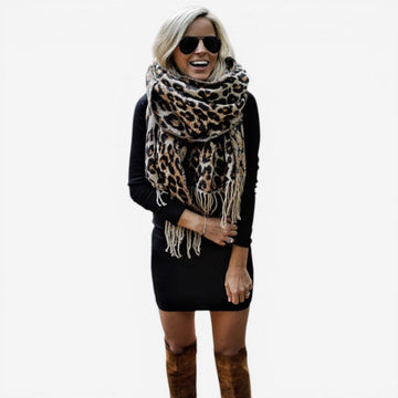 Women’s Leopard Print Knitted Scarf