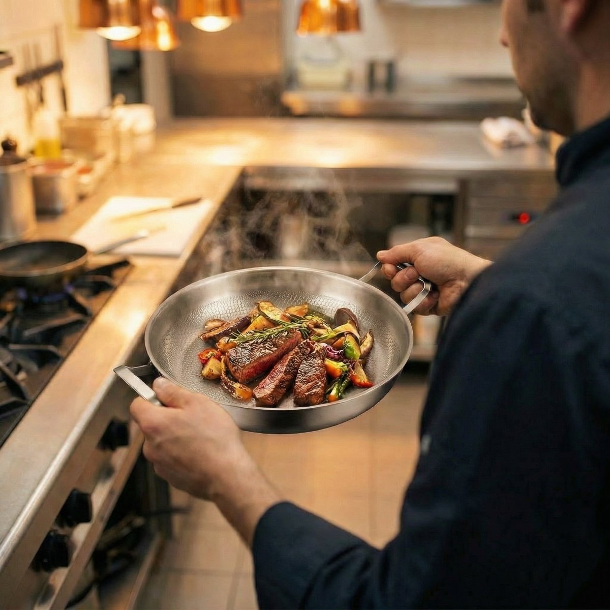 TitanCook - Titán serpenyő hagyományos kalapált felülettel