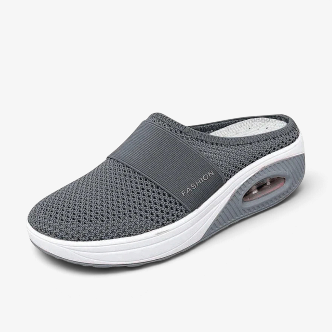 Aerovelle – Kerek orrú slip-on cipő légáteresztő hálós felsőrésszel